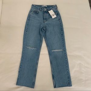 Z1975 Ripped Straight Cropped Jeans